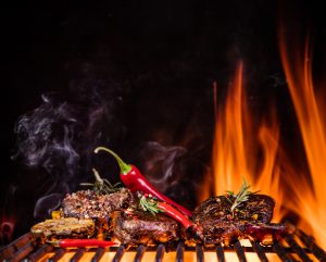 Grillen auf offenem Feuer